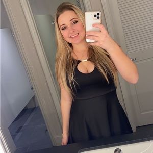 Meet your Posher, Christina